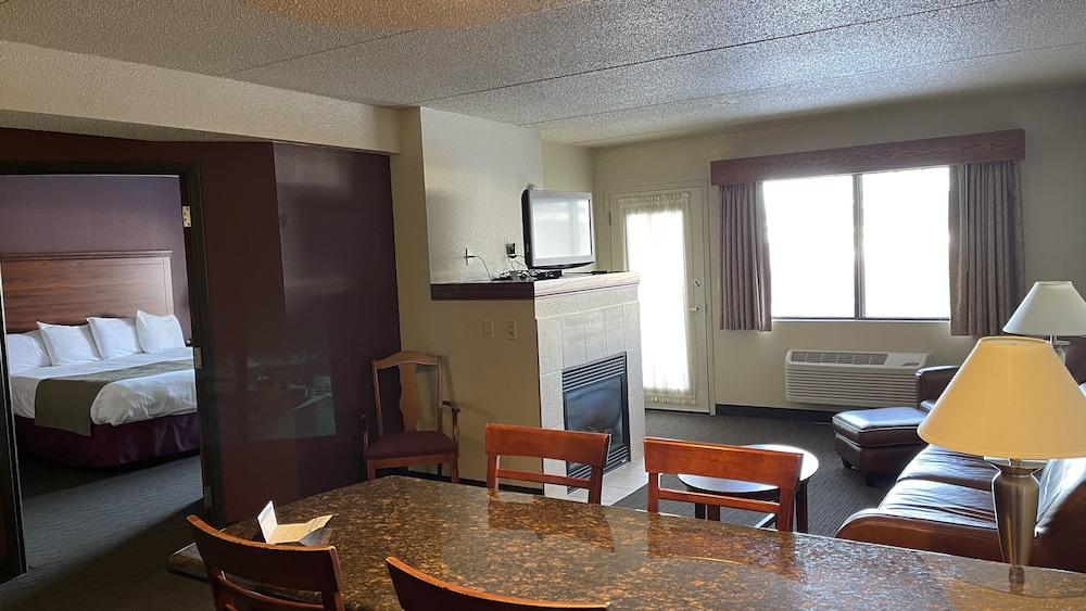 Americinn By Wyndham New London Екстериор снимка