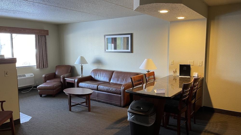 Americinn By Wyndham New London Екстериор снимка