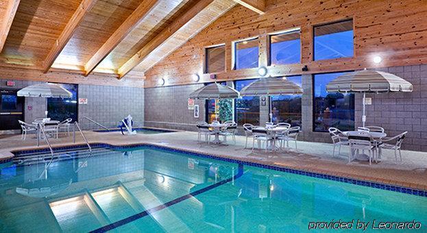 Americinn By Wyndham New London Екстериор снимка