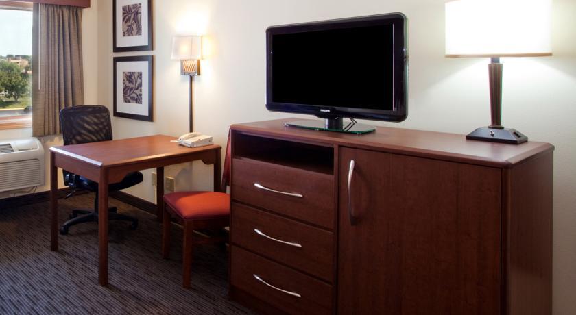 Americinn By Wyndham New London Стая снимка